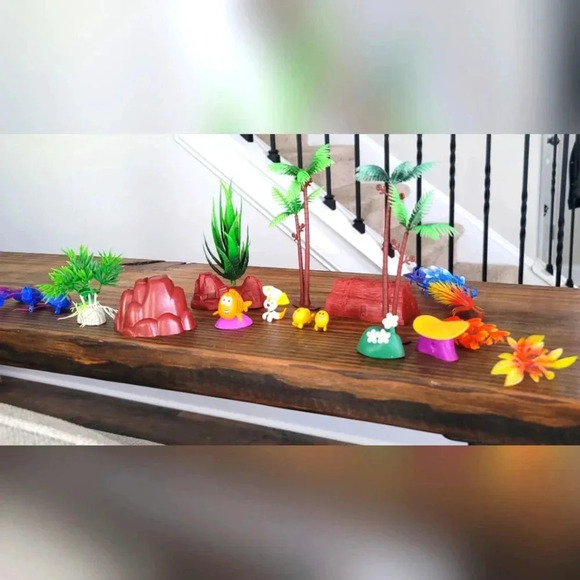 Bubble Guppies Theme Party Decorations bundle - Picture 6 of 7